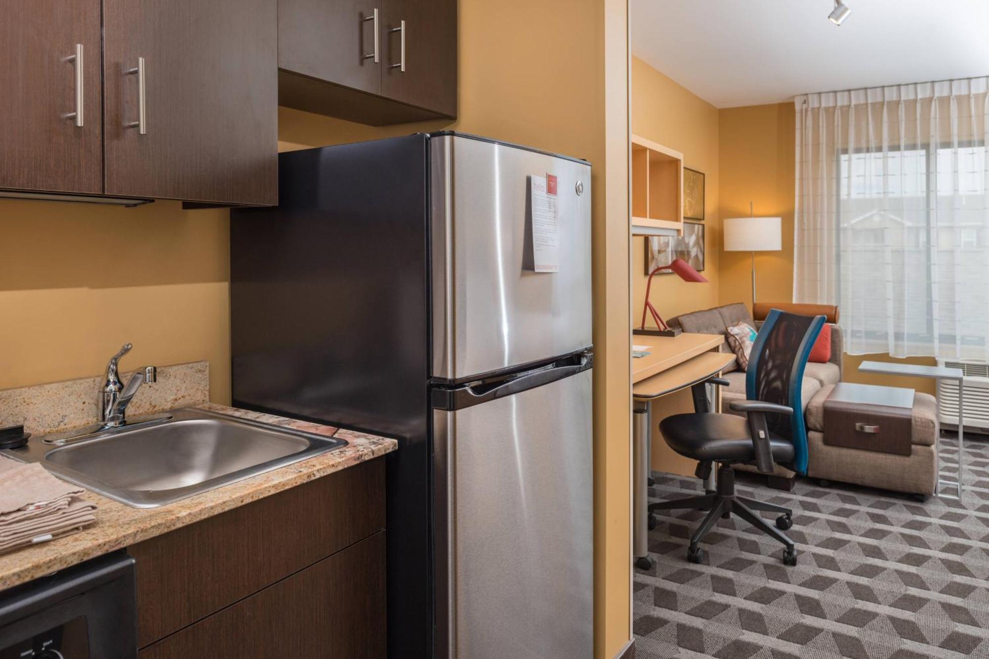 Towneplace Suites By Marriott New Hartford Exterior foto